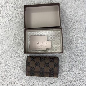 Gucci Authentic GG Canvas Brown 6-ring Key Case W/Box NS120041